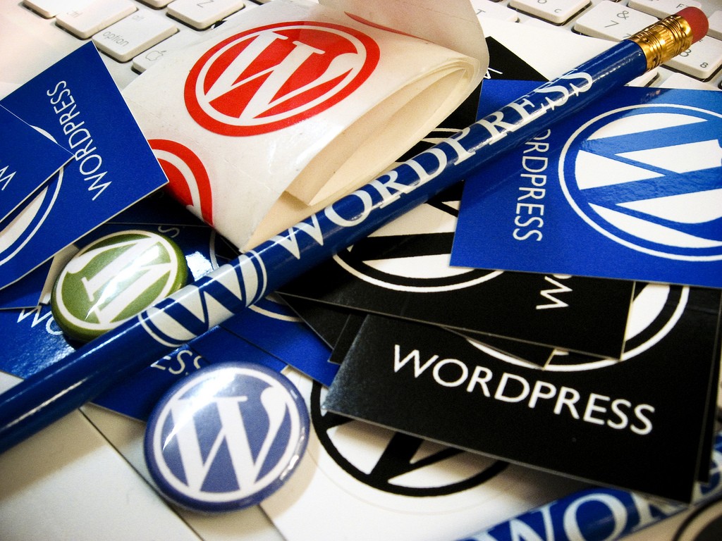 WordPress Schwag, por Armando Torrealba, en Flickr