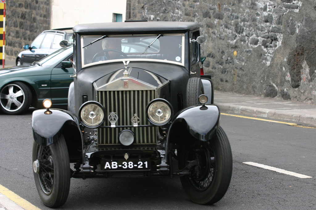 Rolls Royce, en la exhibición de coches antiguos